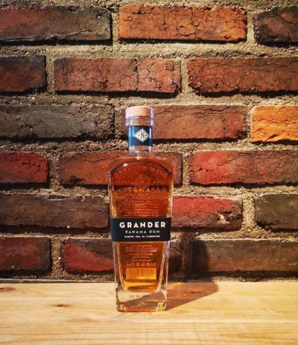 Grander Panama Rum 8 ans